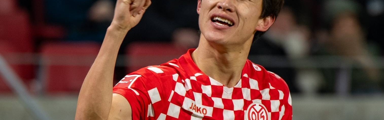 美因茨官方：李在城右大腿肌肉受伤，伤缺时间取决于恢复情况