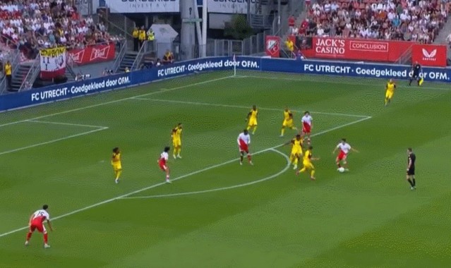 欧联半场：布莱克进球被吹，乌德勒支0-0塞尔维特