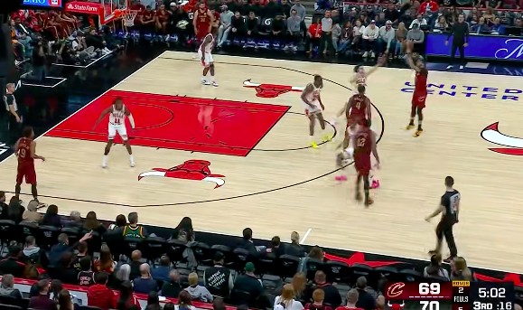 pp电子官方网站-强势复苏！骑士第三节三分11中7轰下39分