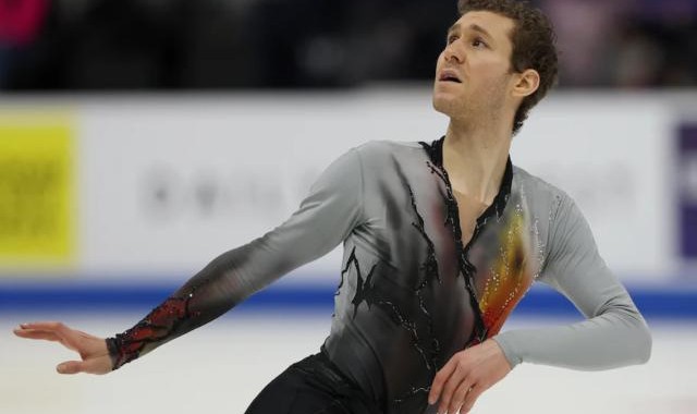 pp电子官方网站-欧洲看冬奥：杰森·布朗——谁说站在光里的才算英雄