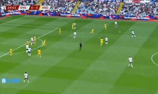 棍哥破僵！马杜埃凯传中造乌龙，英格兰1-0领先安道尔